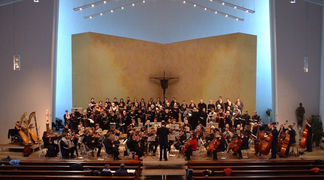 Der Paulus-Chor und das PaulusOrchester bei Proben zu Brahms: Ein Deutsches Requiem